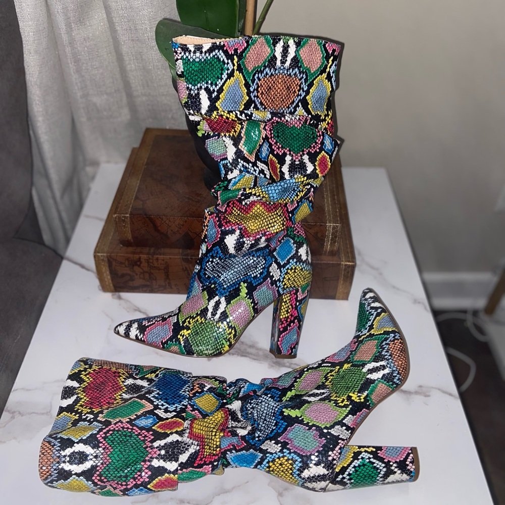 SZ 9 Lilliana Mid-Calf Boot